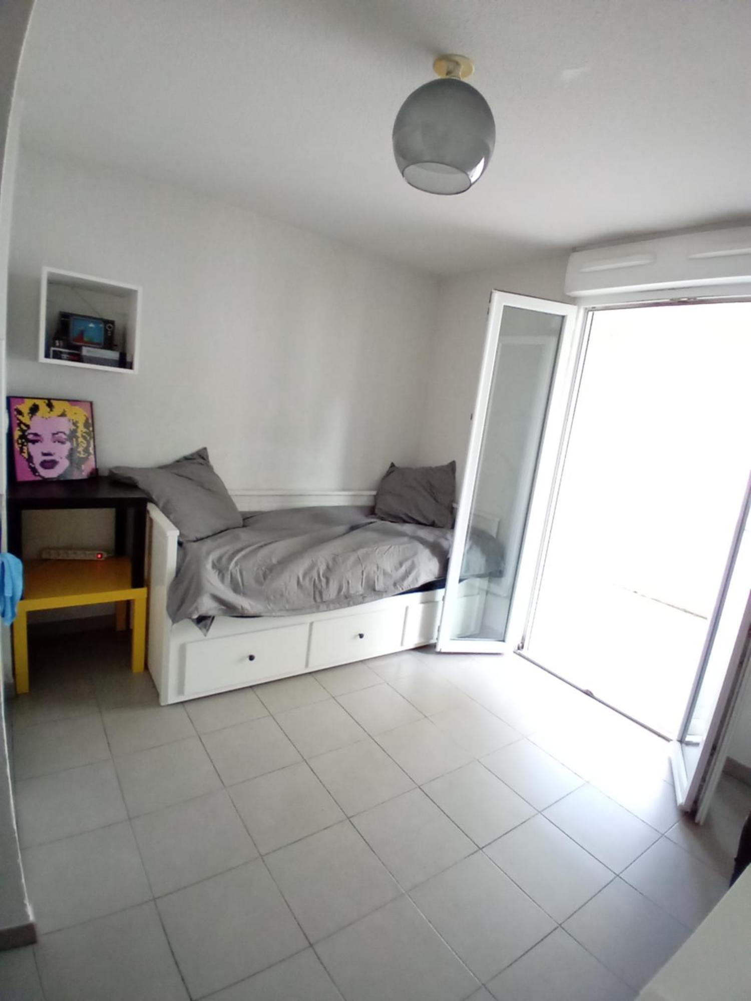 Studio Cosy Avec Terrasse Montpellier Ngoại thất bức ảnh